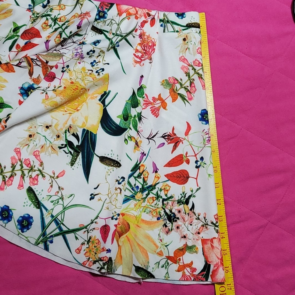 Bershka Collection Floral Skirt Size M - Picture 13 of 13